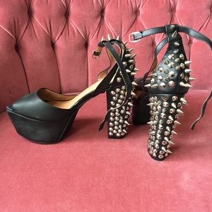 Jeffrey Campbell spiked platform - size 9